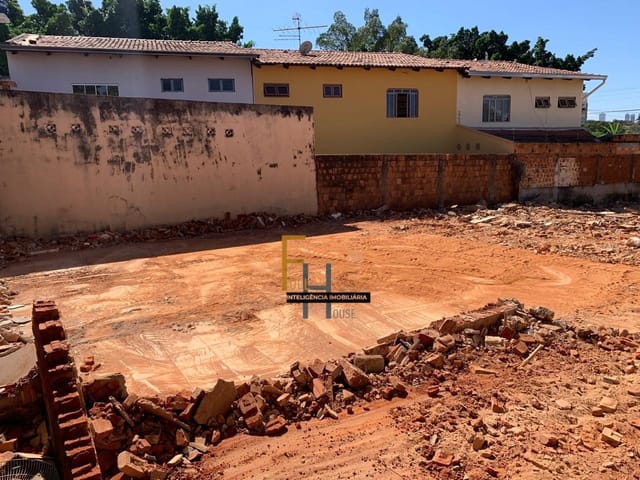 Terreno com 442m², à venda, no bairro Jardim Planalto em Goiânia