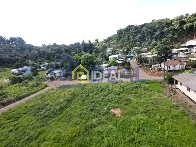 Terreno com 320m², à venda, no bairro Vila Jacob Biezus em Concórdia