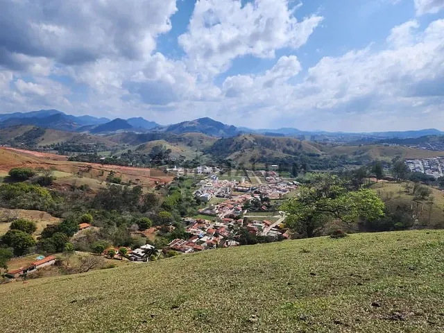 Terreno com 7800m², à venda, no bairro Anhumas em Itajubá