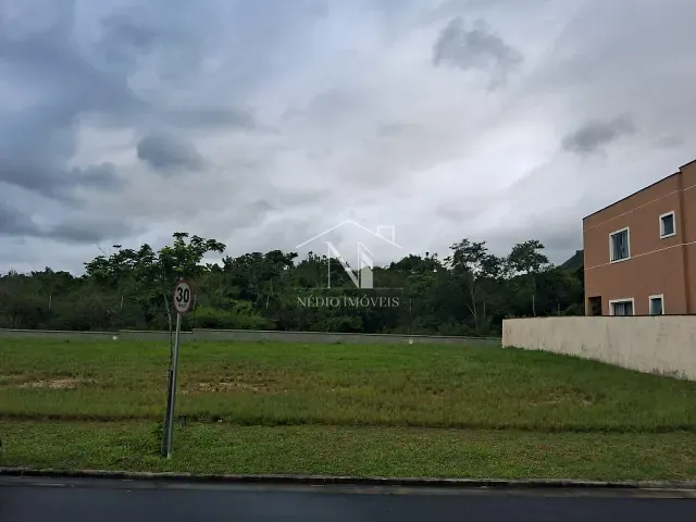 Terreno com 365m², à venda, no bairro Inoã (Inoã) em Maricá