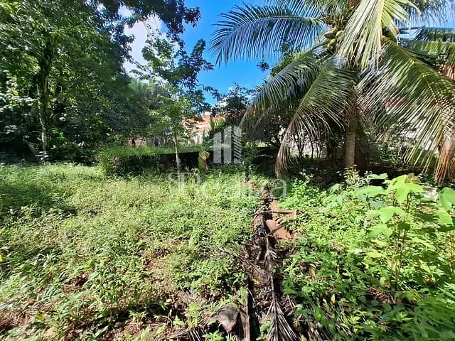 Terreno com 879m², à venda, no bairro Nossa Senhora da Vitória em Ilhéus