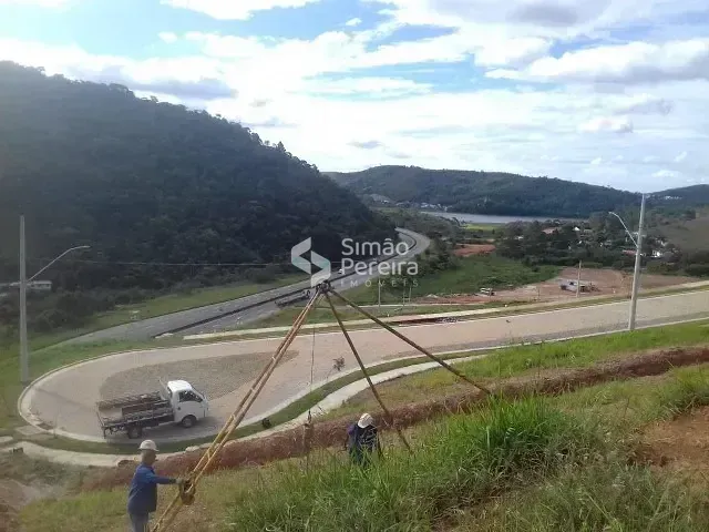 Terreno com 325m², à venda, no bairro Vina Del Mar em Juiz de Fora