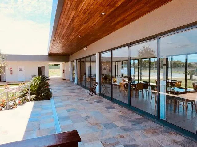 Terreno com 389m², à venda, no bairro Peró em Cabo Frio
