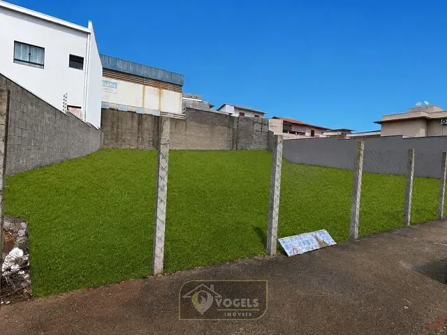 Terreno com 702m², à venda, no bairro Jardim Mauá em Jaguariúna