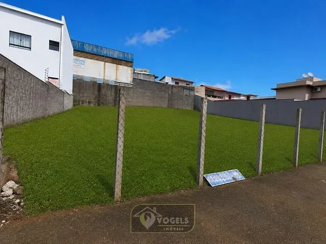 Terreno com 702m², à venda, no bairro Jardim Mauá em Jaguariúna
