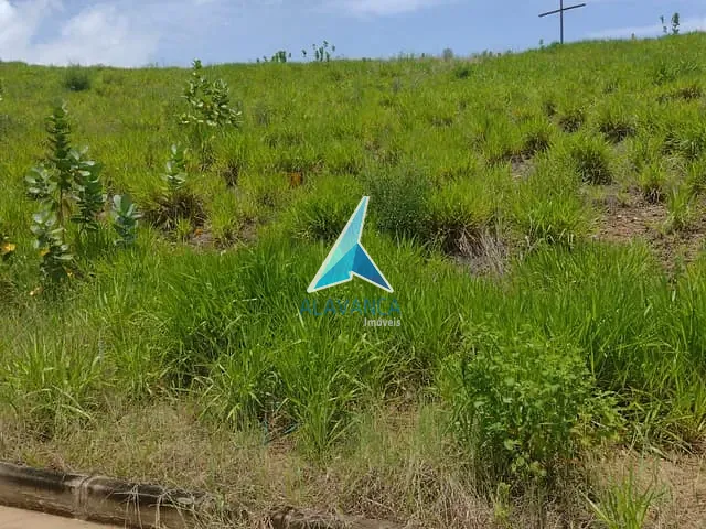 Terreno com 250m², à venda, no bairro Cidade Nova em Governador Valadares