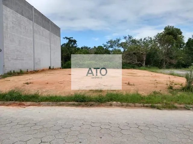 Terreno com 435m², à venda, no bairro Xv de Novembro em Tijucas