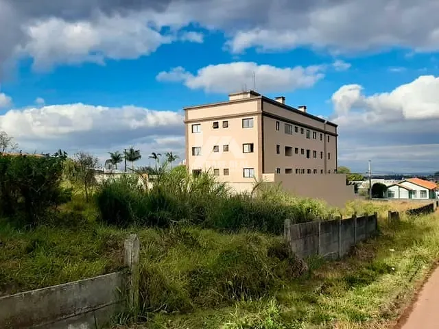 Terreno com 1350m², à venda, no bairro Jardim Carvalho em Ponta Grossa