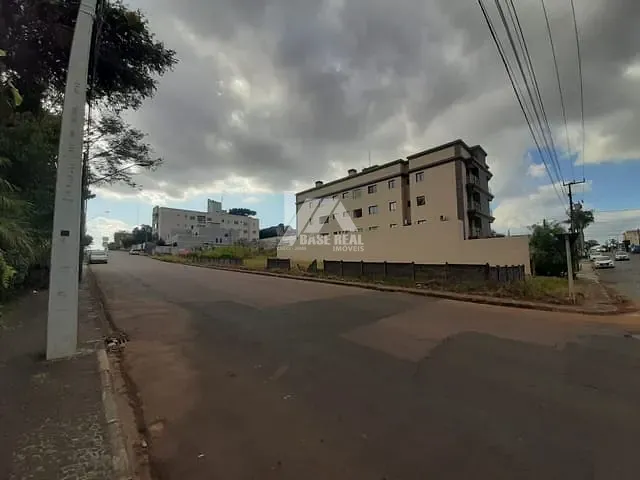 Terreno com 1350m², à venda, no bairro Jardim Carvalho em Ponta Grossa