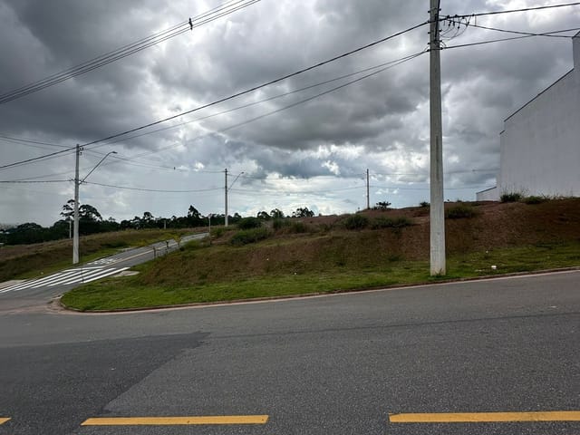 Terreno com 334m², à venda, no bairro Cézar de Souza em Mogi das Cruzes