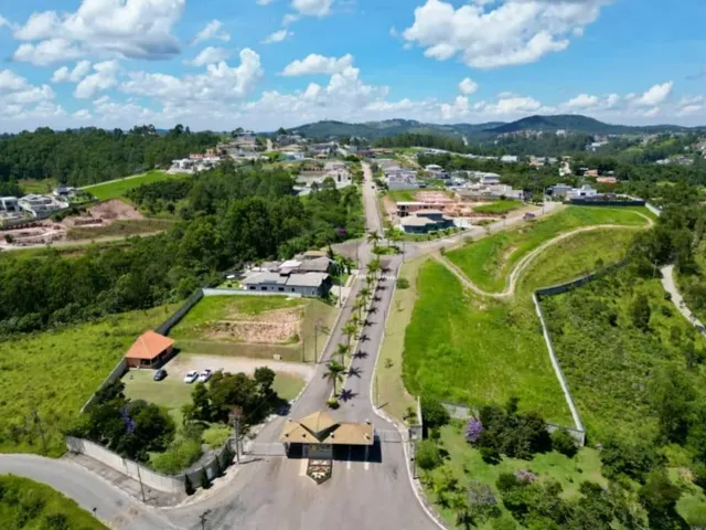 Terreno com 750m², à venda, no bairro Jundiaizinho (Terra Preta) em Mairiporã