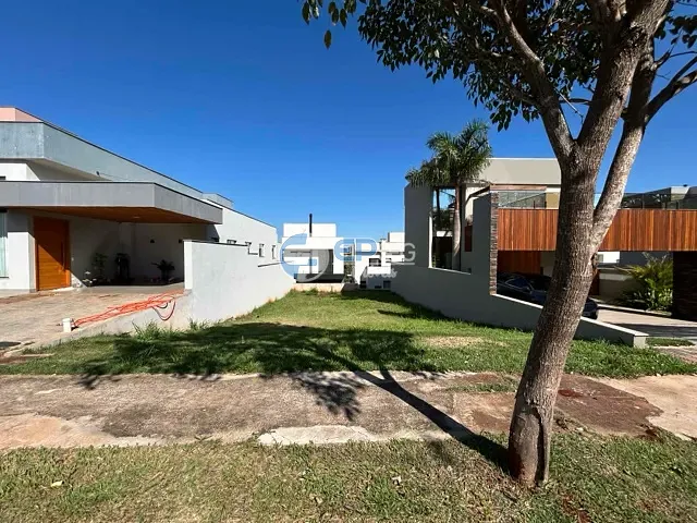 Terreno com 250m², à venda, no bairro Jardim Morumbi em Londrina