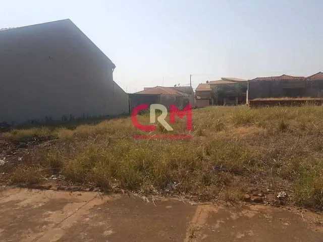 Terreno com 360m², à venda, no bairro Parque Residencial Laranjeiras III em Taquaritinga