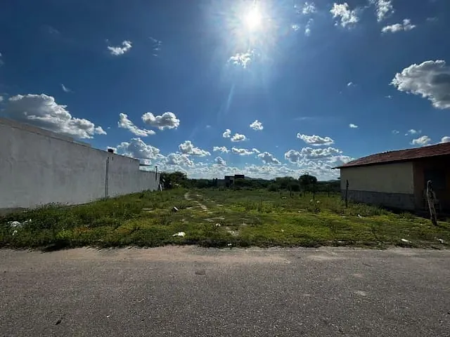 Terreno com 154m², à venda, no bairro Jardim Aeroporto em Paulo Afonso