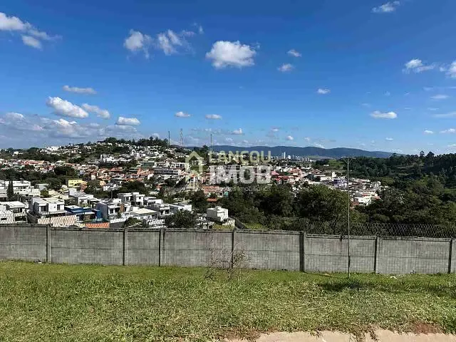 Terreno com 755m², à venda, no bairro Residencial Terras de Jundiaí em Jundiaí