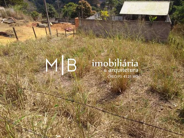 Terreno com 329m², à venda, no bairro PARAÍSO em CATAGUASES