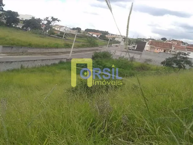 Terreno com 400m², à venda, no bairro Vila Oliveira em Mogi das Cruzes