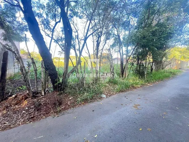 Terreno com 1000m², à venda, no bairro Curitibanos em Bragança Paulista