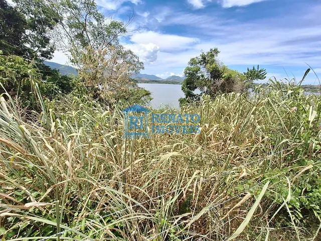 Terreno com 360m², à venda, no bairro Jacaroá em Maricá