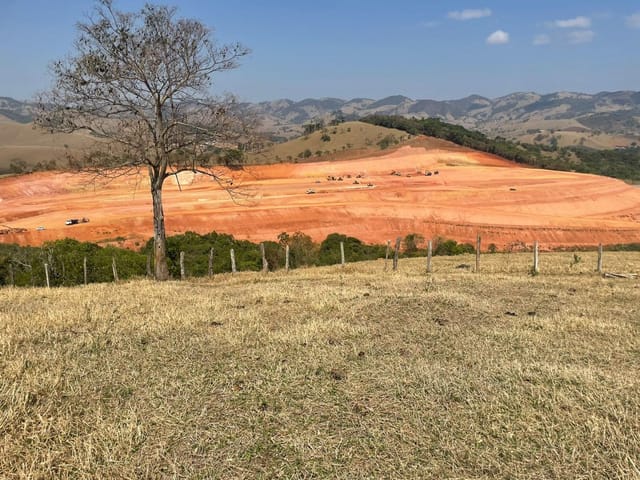 Terreno com 10000m², à venda, no bairro São Miguel em Cambuí