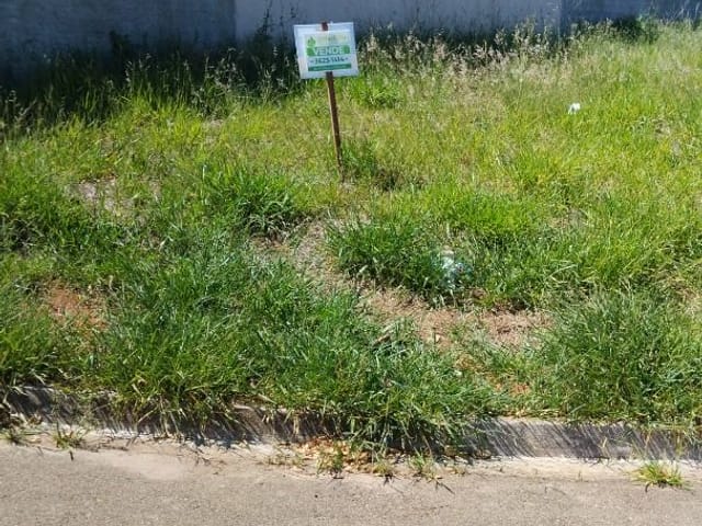Terreno com 207m², à venda, no bairro Jacarandas em São João da Boa Vista