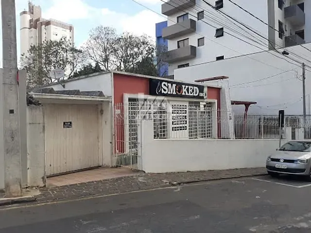 Terreno com 392m², à venda, no bairro Centro em Ponta Grossa