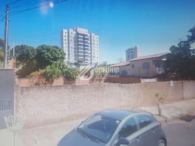 Terreno com 539m², à venda, no bairro Mercês em Uberaba