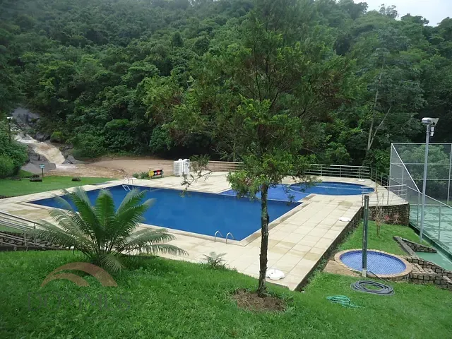 Terreno com 240m², à venda, no bairro Condomínio Canto das Águas em Ipatinga