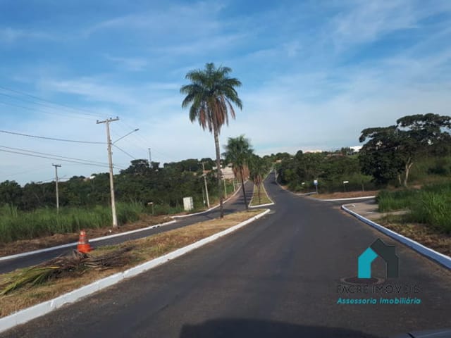 Terreno com 1200m², à venda, no bairro Parque Residencial Tropicalville em Cuiabá