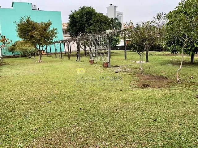 Terreno com 1154m², para alugar, no bairro Centro em Palhoça