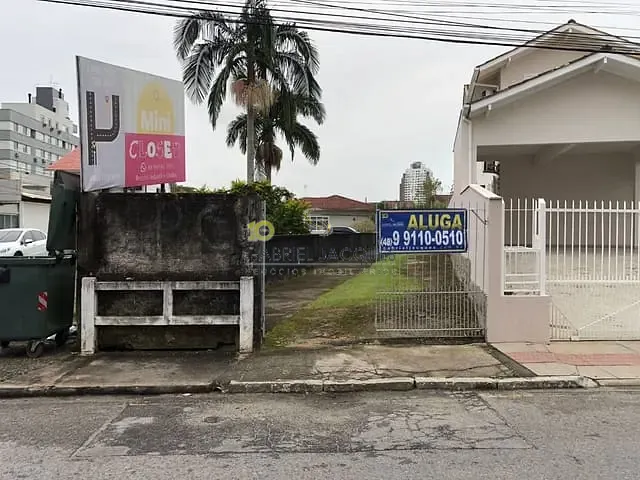 Terreno com 1154m², para alugar, no bairro Centro em Palhoça