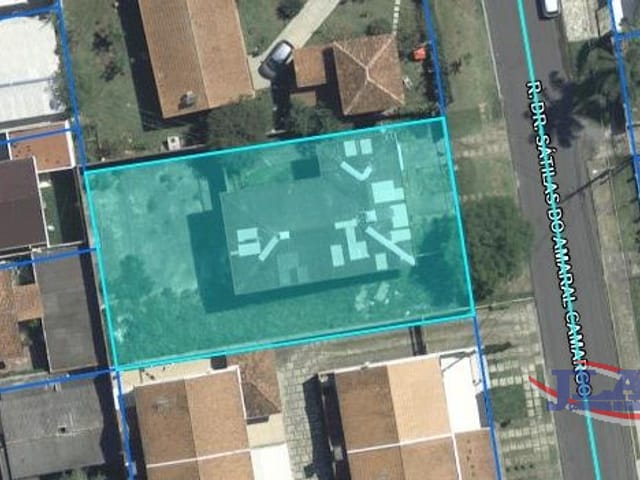 Terreno à venda, no bairro Tingui em Curitiba