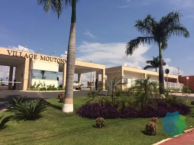 Terreno com 175m², à venda, no bairro Village Mountonnée em Salto