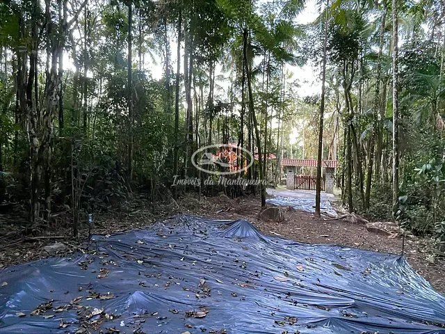 Terreno com 1800m², à venda, no bairro Serrinha do Alambari em Resende