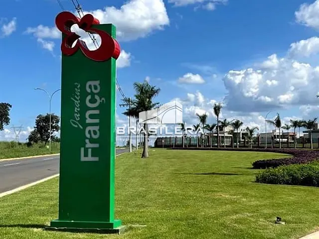 Terreno com 607m², à venda, no bairro Jardins França em Goiânia