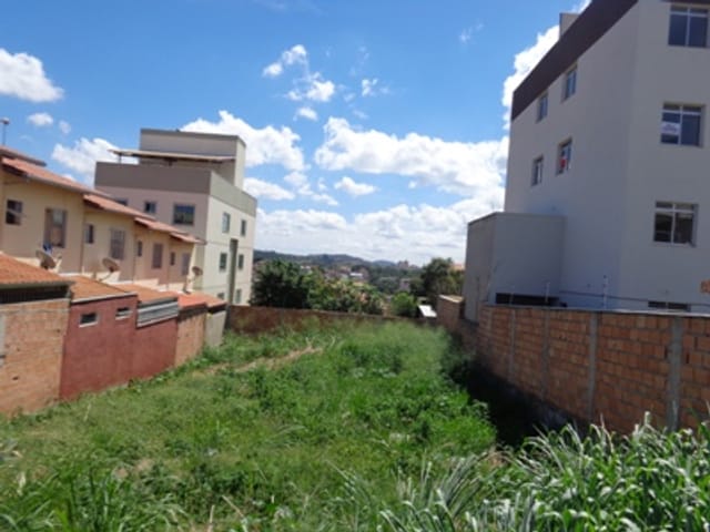 Foto do Terreno - Terreno à venda, Pedra Azul, Contagem. | REALLE SOLUÇÕES IMOBILIÁRIAS INTEGRADAS