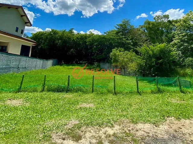 Terreno com 1570m², à venda, no bairro Freguesia da Escada em Guararema