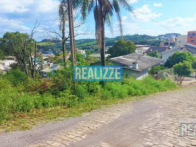Terreno com 375m², à venda, no bairro Bosque em Marau