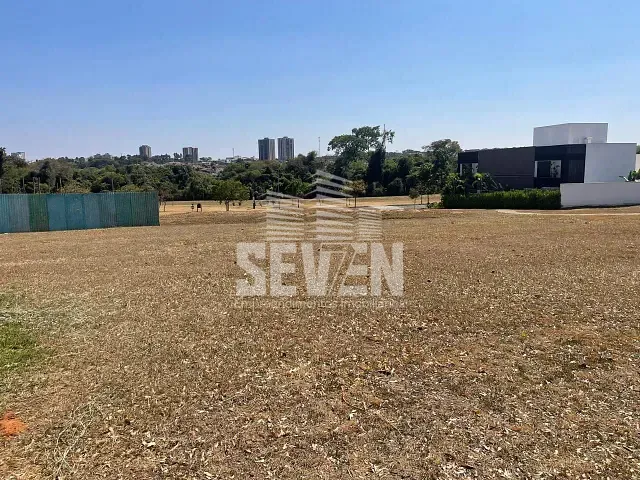 Terreno com 987m², à venda, no bairro Vila Aviaçao em Bauru