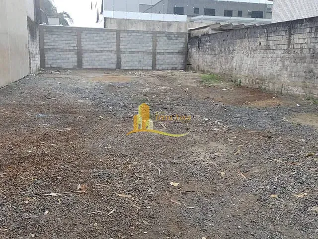Terreno com 488m², à venda, no bairro Guilhermina em Praia Grande