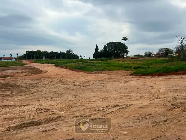 Terreno com 250m², à venda, no bairro Jardim Holanda em Holambra