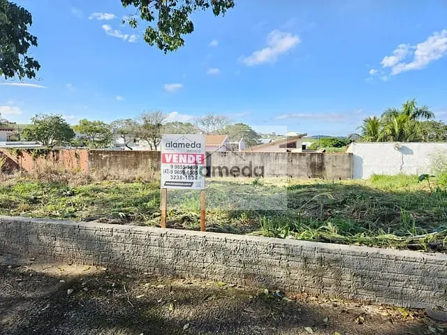 Terreno com 465m², à venda, no bairro NOVA JACAREZINHO em Jacarezinho