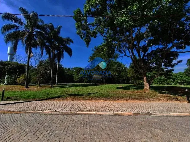 Terreno com 668m², à venda, no bairro Estância Guararema em Guararema