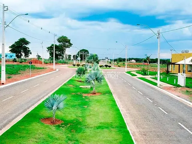 Terreno com 1750m², à venda, no bairro Setor Monte Sinai em Trindade
