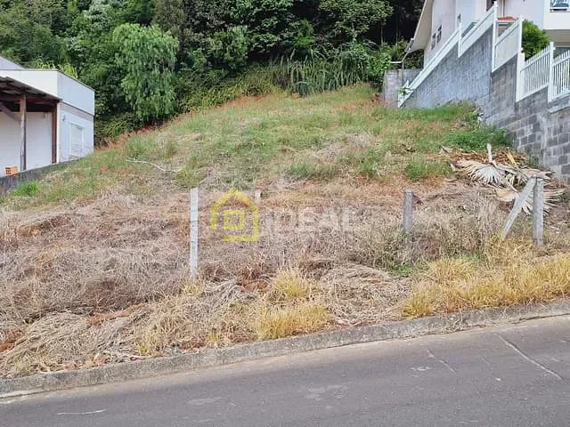 Terreno com 360m², à venda, no bairro Nações em Concórdia