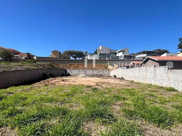 Terreno com 1267m², à venda, no bairro Chácaras São Conrado em Bragança Paulista