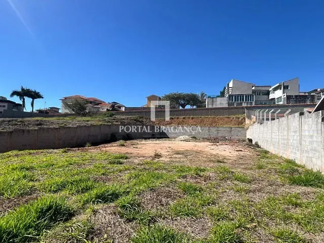 Terreno com 1267m², à venda, no bairro Chácaras São Conrado em Bragança Paulista