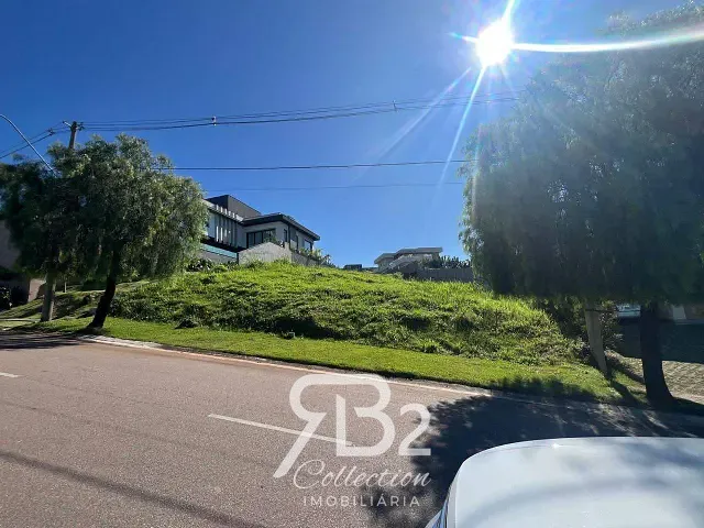 Terreno com 844m², à venda, no bairro Monte Alegre em Vinhedo
