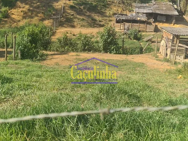 Terreno com 206m², à venda, no bairro Ipiabas em Barra do Piraí