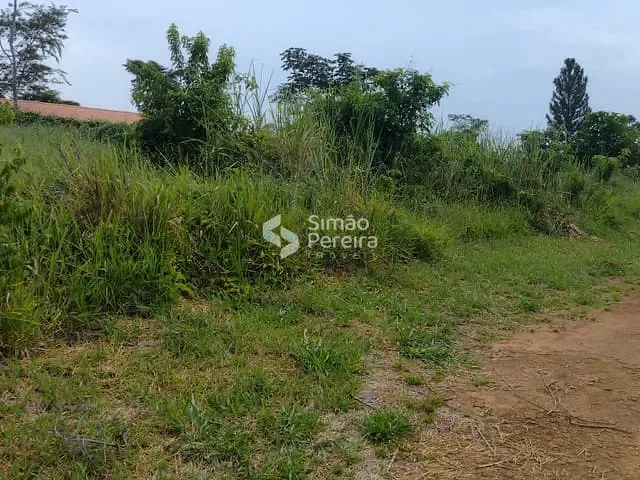 Terreno com 3300m², à venda, no bairro Balança em Simão Pereira